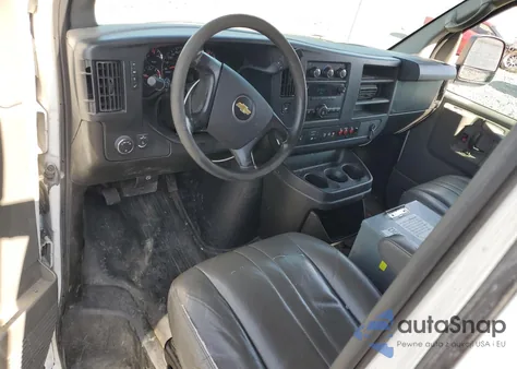 2014 Chevrolet Express G2500 z USA, uszkodzony, nr VIN 1GCWGFCA0E1914330